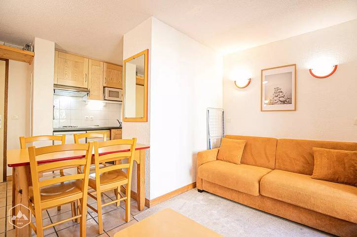 Gîte pour 4 personnes, avec balcon dans Office De Tourisme La Maison D Aussois - 2