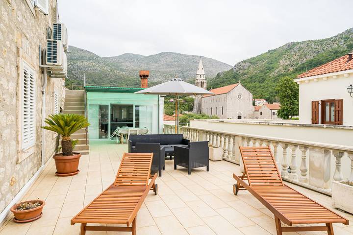Apartamento entero, Apartments Davor in Slano, Condado de Dubrovnik-Neretva