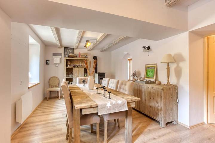 Location de vacances pour 12 personnes, avec terrasse et jardin à Saint-Pierre-de-Chartreuse - 2