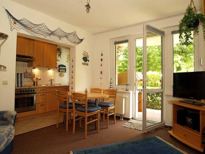 Bungalow für 2 Personen, mit Terrasse und Garten