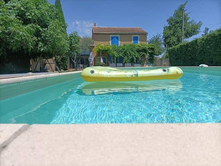 Apartamento de vacaciones para 4 personas, con terraza además de jardín y piscina - 1