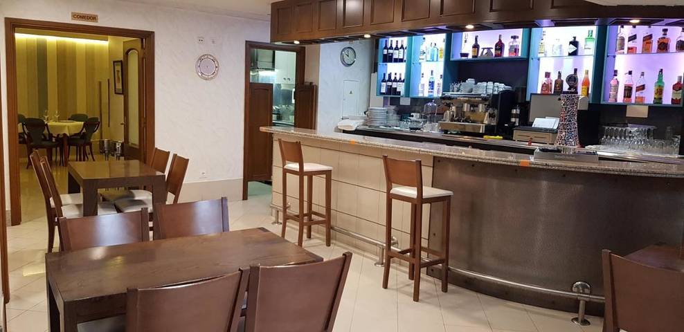 Hôtel pour 3 personnes, avec vue à Noia - 3