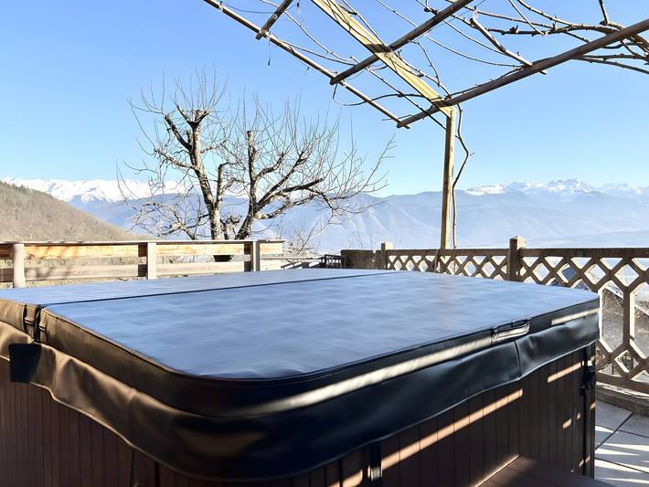 Gîte pour 6 personnes, avec jardin et jacuzzi, adapté aux familles à Saint-Pierre-d'Albigny - 2