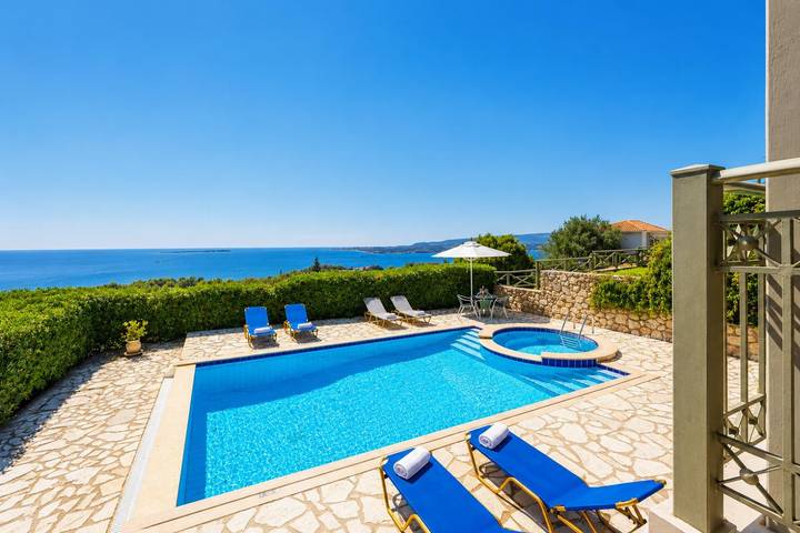Location de vacances pour 6 personnes, avec Balcon et Jacuzzi ainsi que Terrasse et Jardin dans Argostóli - 3