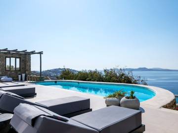 Villa for 12 Guests in Mykonos, Cyclades, Picture 3