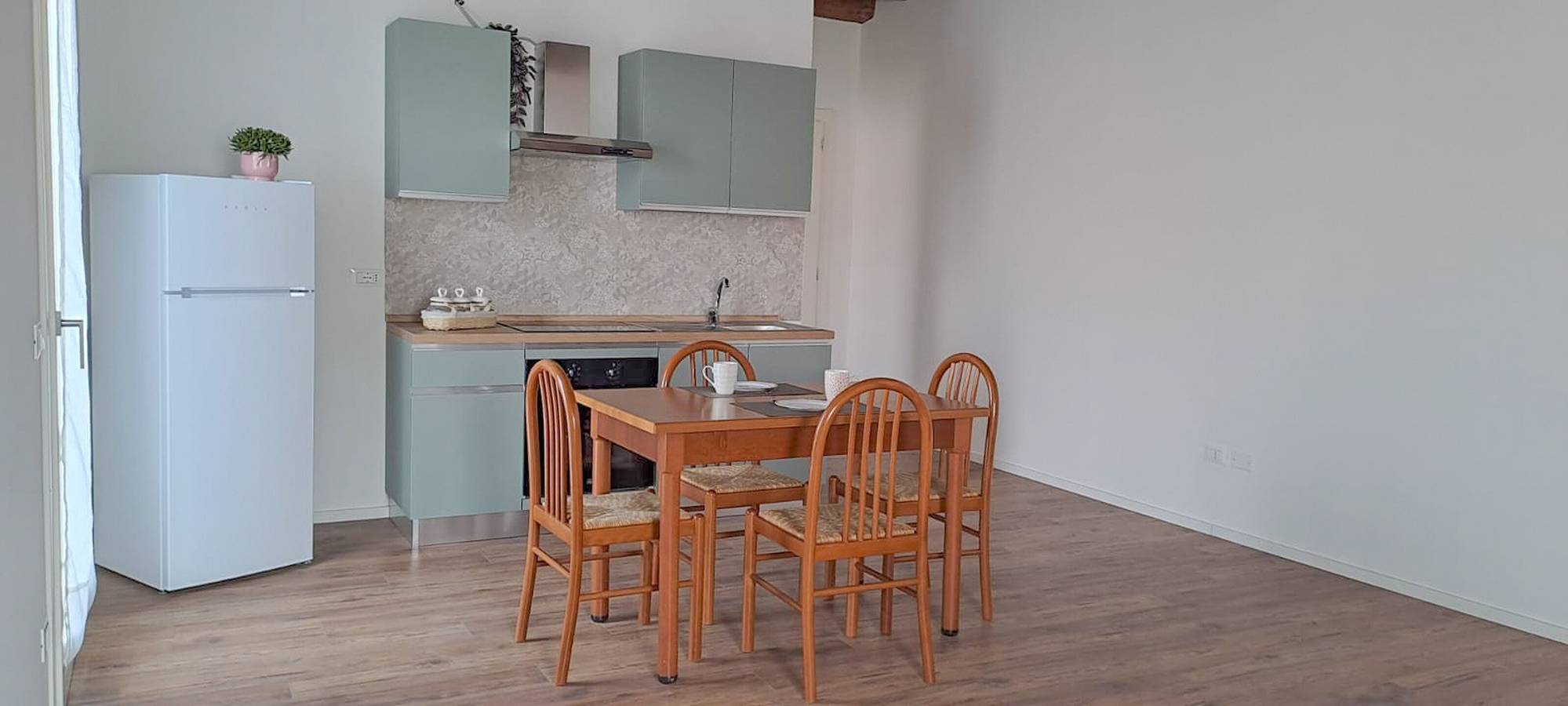 Ganzes Studio, Einzimmerapartment 'Casa Toe' Quinto' mit gemeinsamer Terrasse, Wlan und Klimaanlage in Quinto di Treviso, Regionaler Naturpark des Flusses Sile