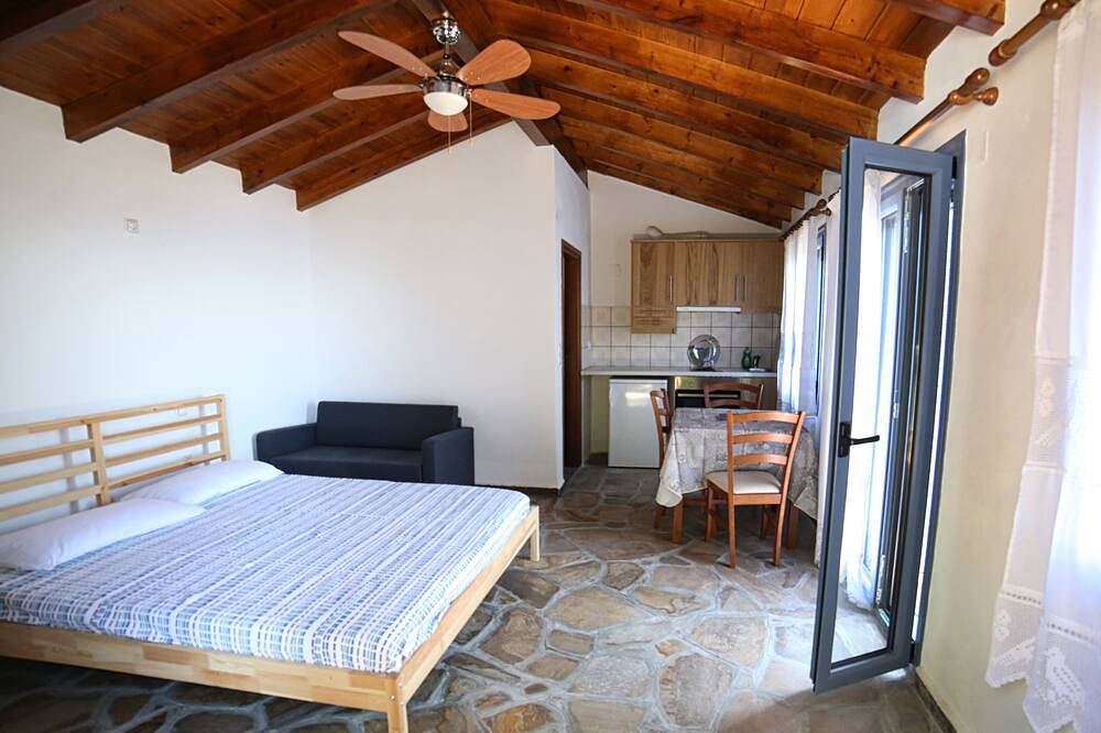 Moraitika Immobilien in Ikaria in Ikaria