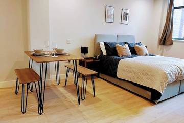 Apartment for 4 People in Northampton, Northamptonshire, Photo 2