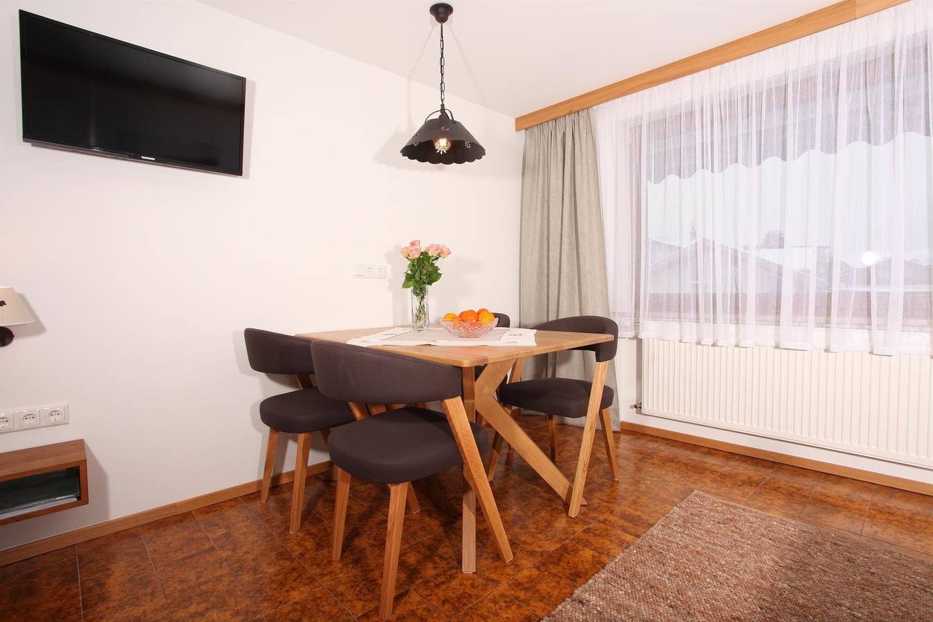 Ganze Ferienwohnung, Appartement   Dusche/Wc  "B2" in Riezlern, Mittelberg