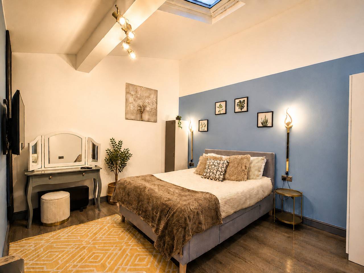 Entire holiday apartment, The cloud City apt 1 Near station in Chester, Cheshire West and Chester
