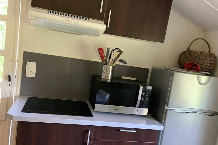 Gîte pour 4 personnes, avec jardin et piscine à La Garde - 3