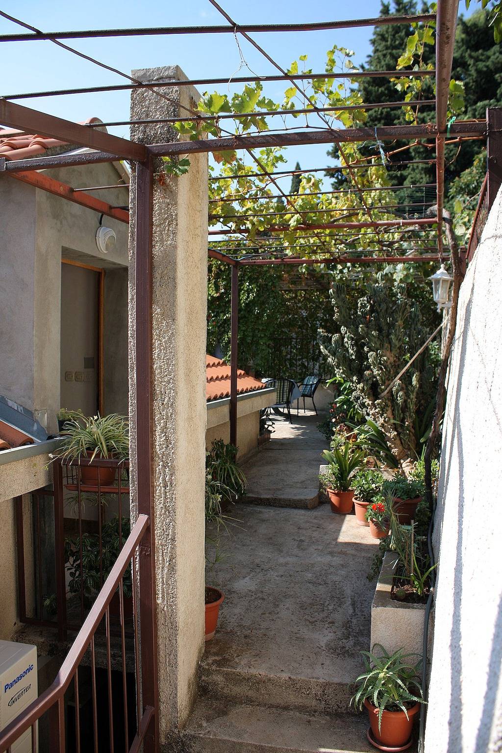 Ganze Wohnung, 2-Zimmer-Ferienwohnung mit Terrasse und Meerblick Dubrovnik A-4673-a in Dubrovnik, Grad Dubrovnik