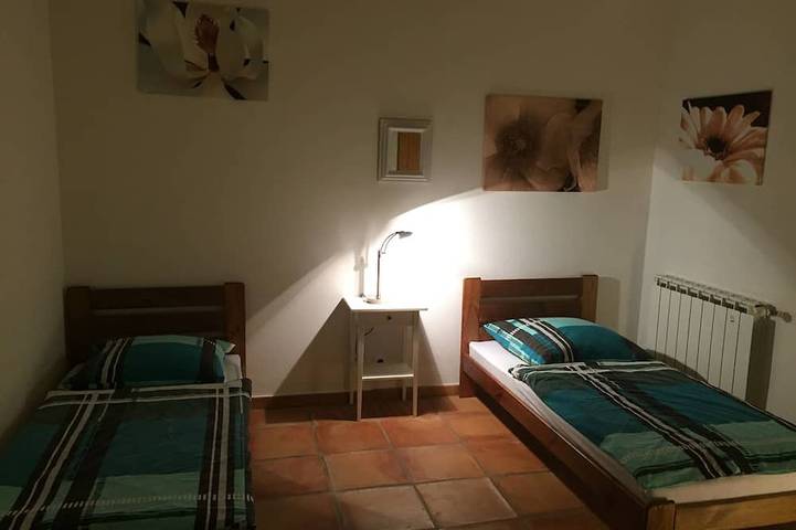 Villa pour 7 personnes, avec jardin ainsi que terrasse et jacuzzi à Seillans - 4