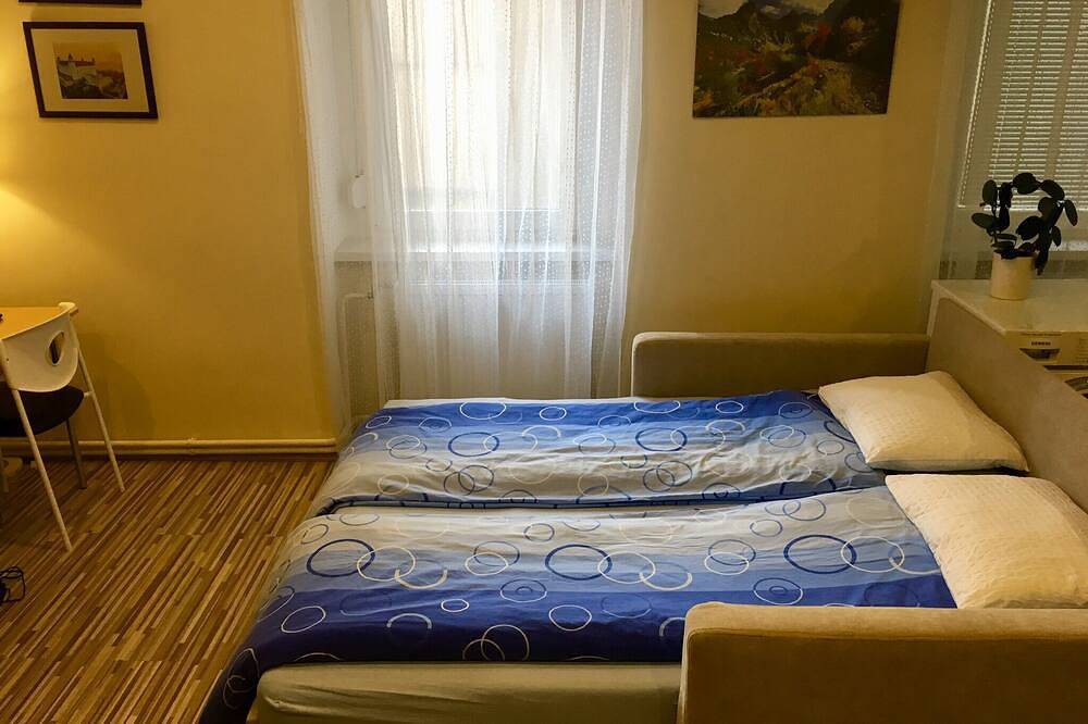 Ganze Wohnung, Großes Safe Apt Blue im Herzen der Altstadt Bratislava - Wifi + Ac! Buchen Sie jetzt! in Bratislava, Bratislava und Umgebung