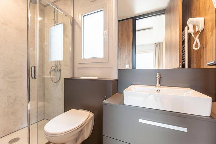 Camping für 4 Personen, mit Ausblick und Garten sowie Kinderpool und Sauna in Österreich - 4