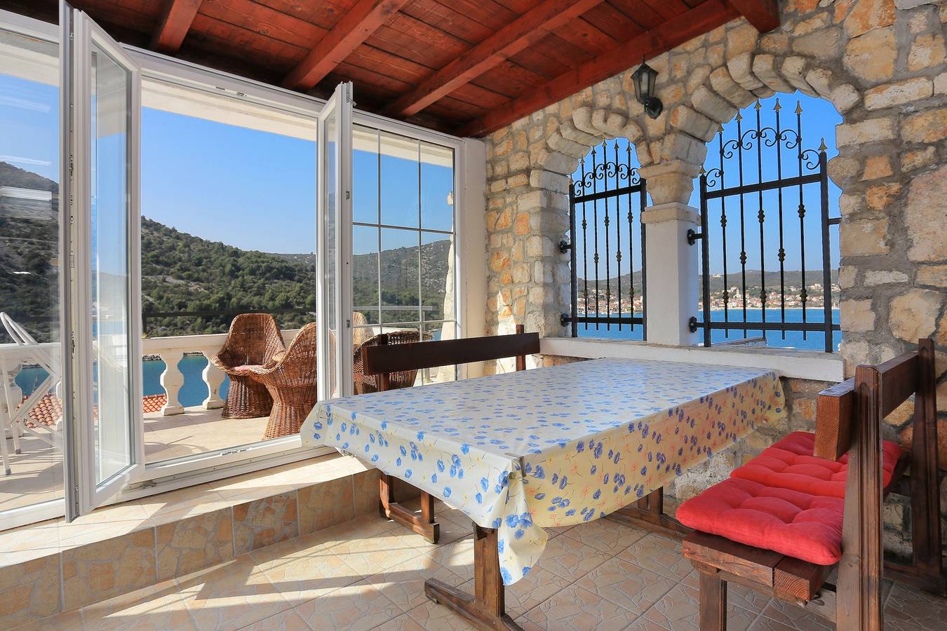 Appartamento vacanze a Vinišće a partire da 90€ a notte