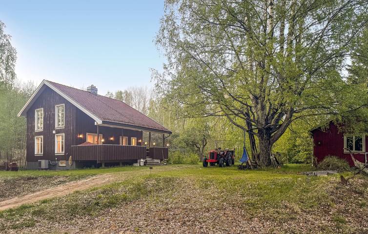 Ferienhaus für 7 Personen mit Terrasse in Sauherad