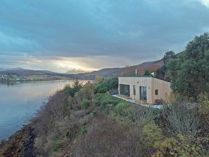 Location de vacances pour 2 personnes, avec jardin ainsi que vue et vue sur le lac à Portree - 4