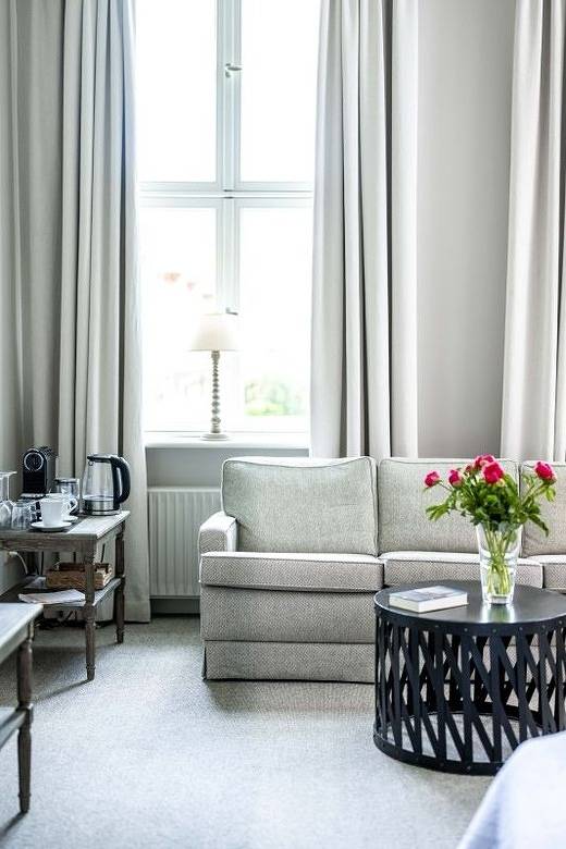 Ganze Ferienwohnung, Herrenhaus Appartement 5 in Lüdersburg, Elbtalaue