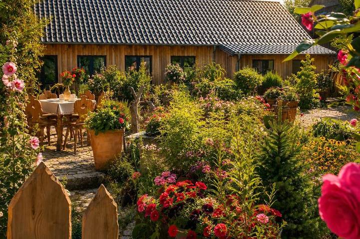 Ferienwohnung für 2 Personen, mit Terrasse und Garten sowie Sauna