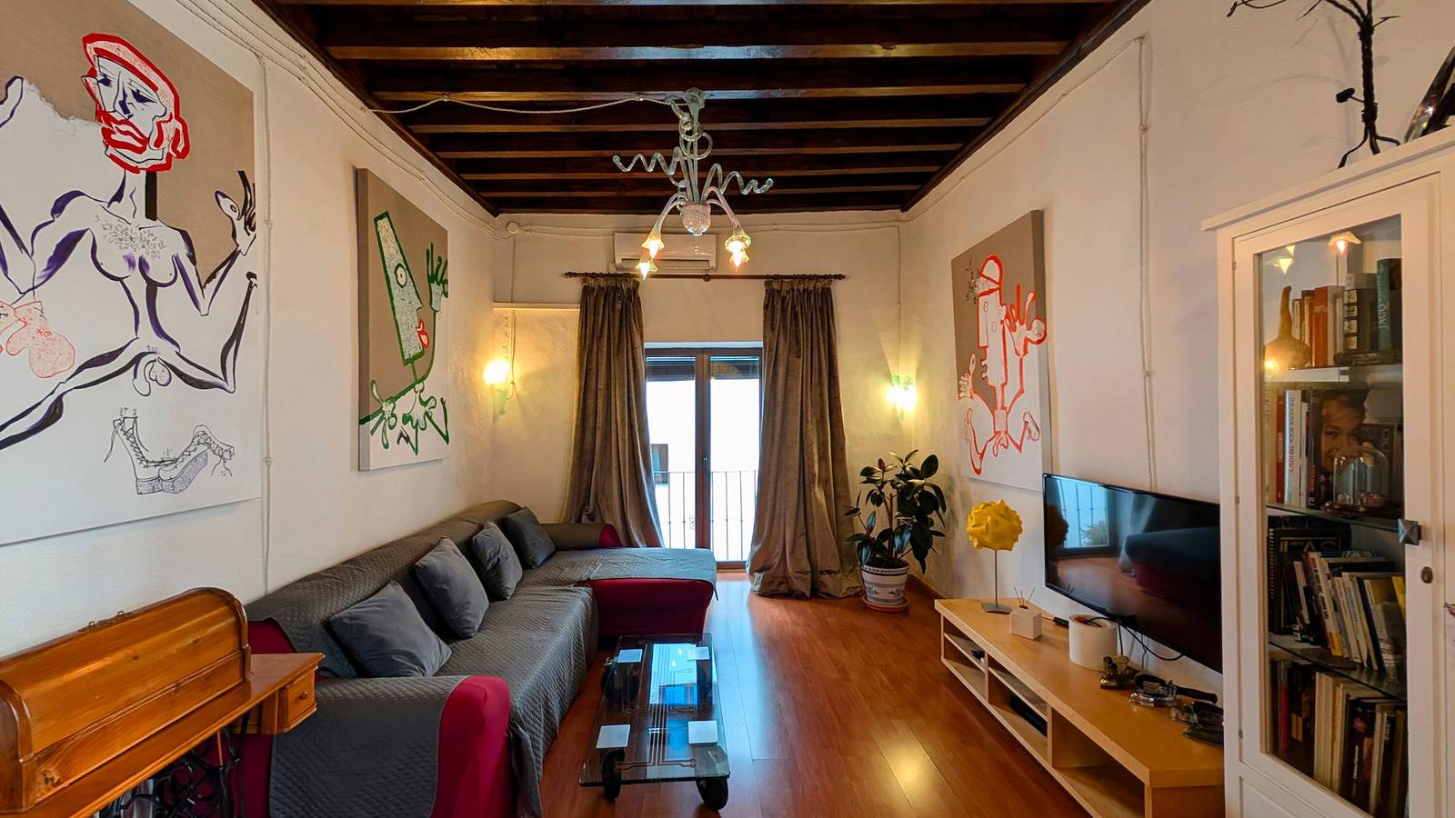 Entire apartment, Apartment 'Dar Ar Nur Albaycin' with Mountain Views, Wi-Fi and Air Conditioning in Granada, Granada Province