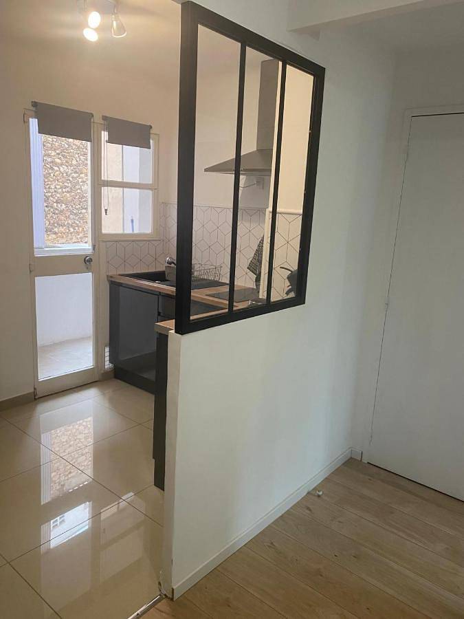 Gîte pour 4 personnes, avec balcon, adapté aux familles dans Stade Mayol RC Toulonnais - 4