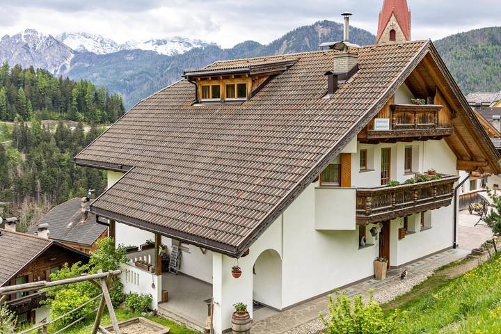 Appartamento per 4 persone, con Balcone e Giardino sul Plan de Corones