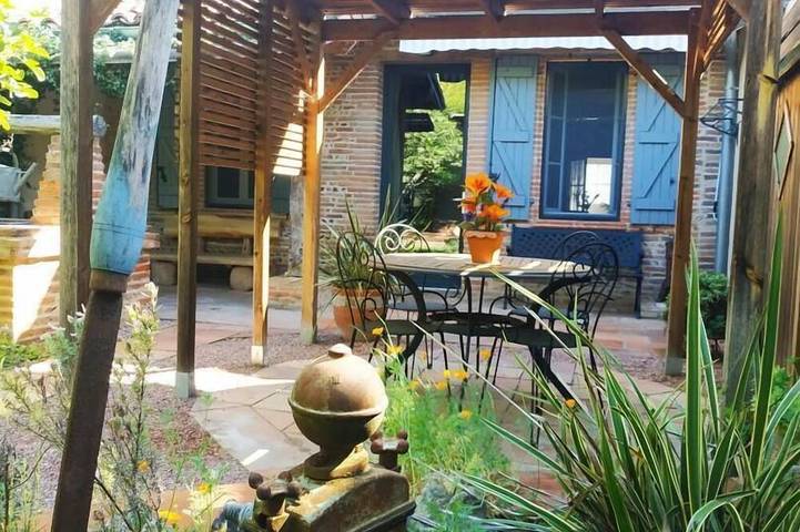 Location de vacances pour 4 personnes, avec jardin à Lévignac (Haute-Garonne)