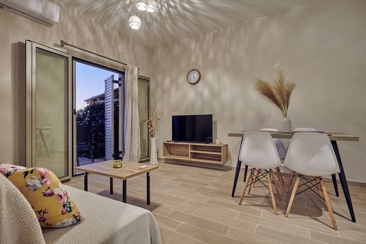 Gîte pour 3 personnes, avec balcon à Zante - 4