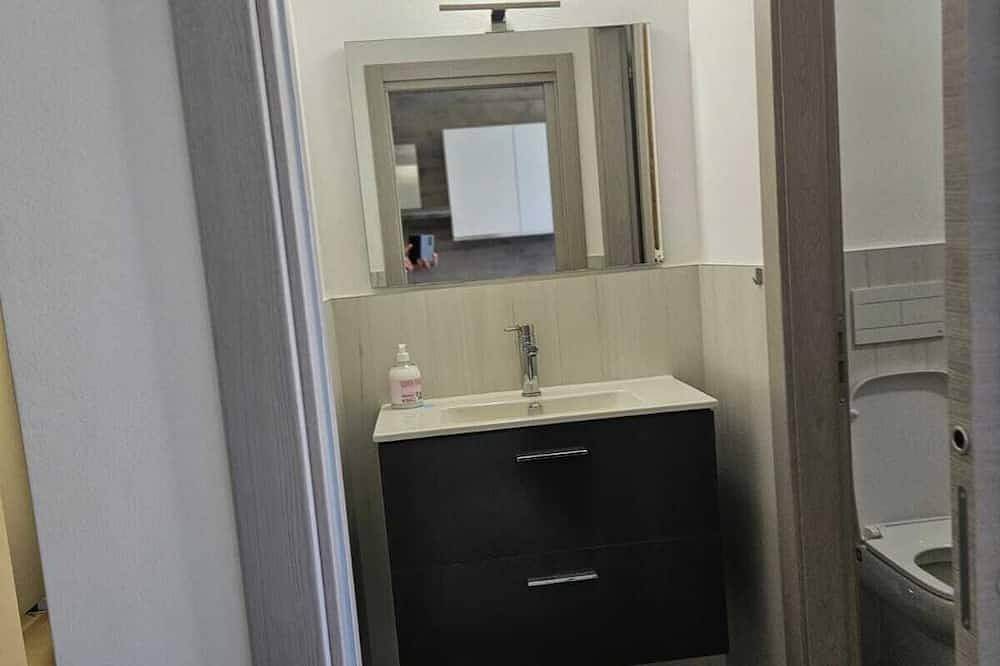 Appartamento intero, A 5 minuti da Piacenza in Piacenza, Provincia di Piacenza