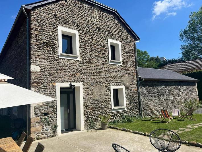 Location de vacances pour 10 personnes, avec jardin à Billère - 4