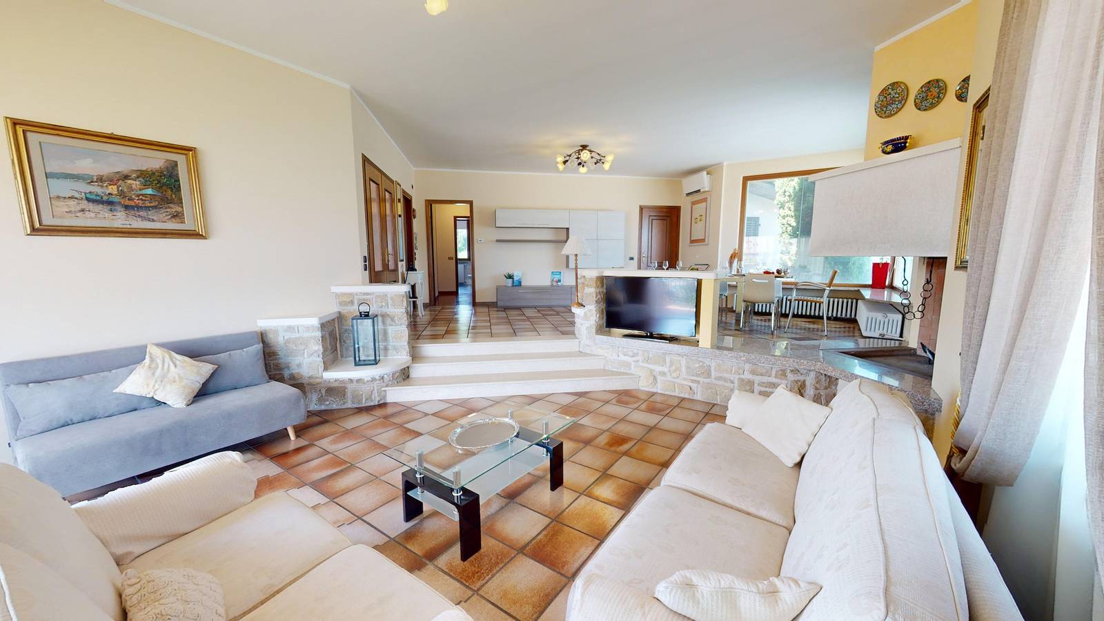 Villa Fiorita with olive groove Bookinggardalake in Puegnago sul Garda, Gardasee-Berge