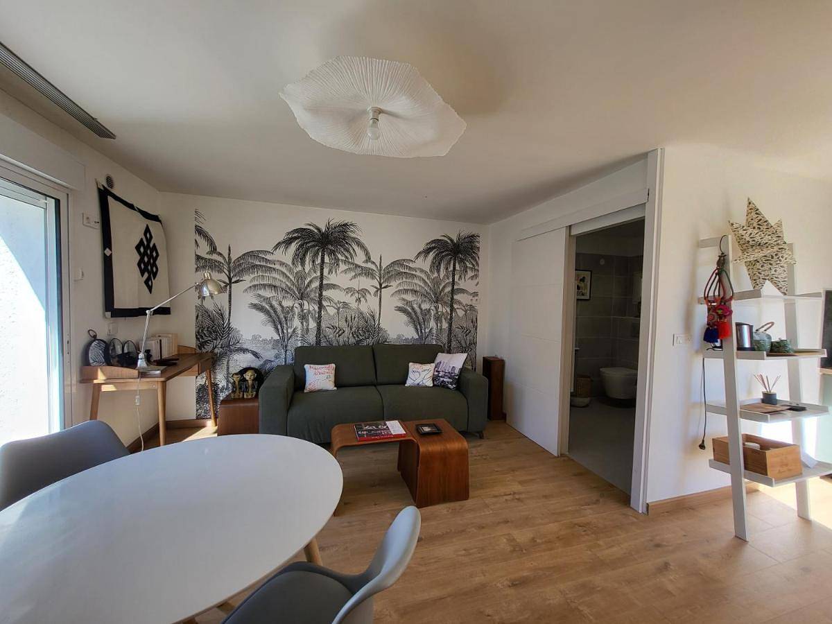 Studio indépendant avec terrasse à Juan les Pins in Antibes, Côte méditerranéenne (France)