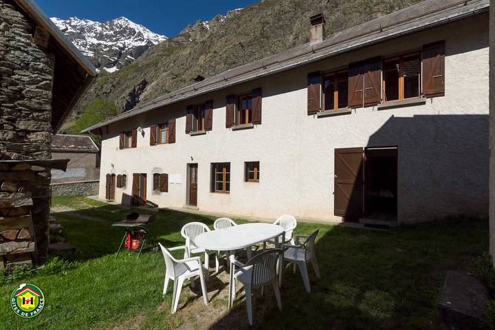 Gîte pour 6 personnes, avec Jardin