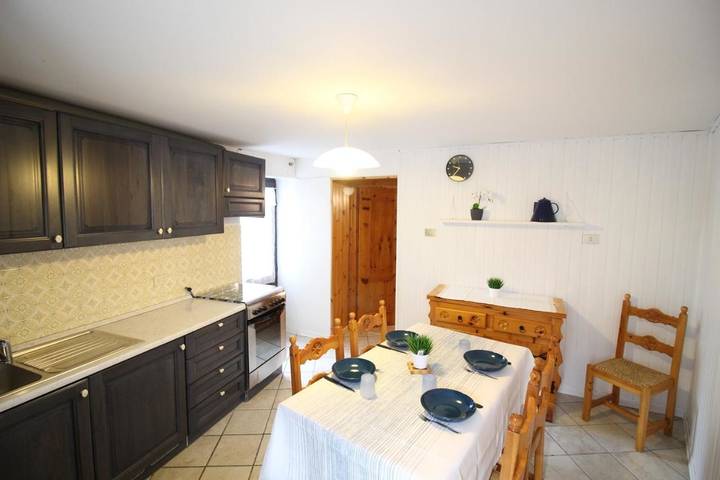 Gîte pour 6 personnes, avec balcon dans Brusson - 2