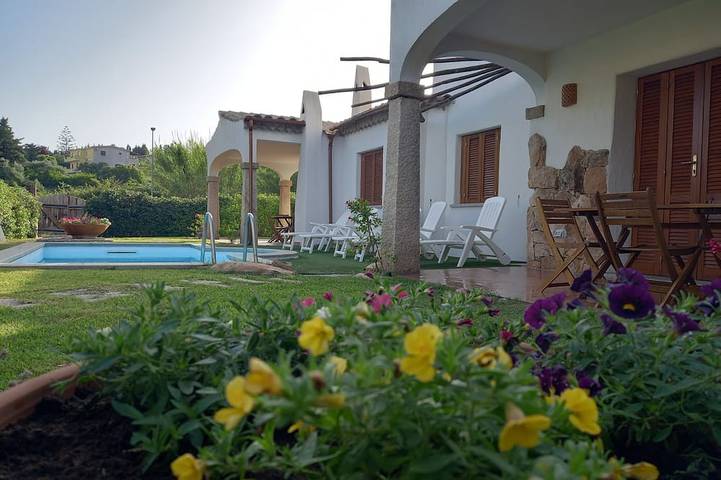 Appartamento vacanze per 4 persone, con piscina e giardino nonché terrazza - 1