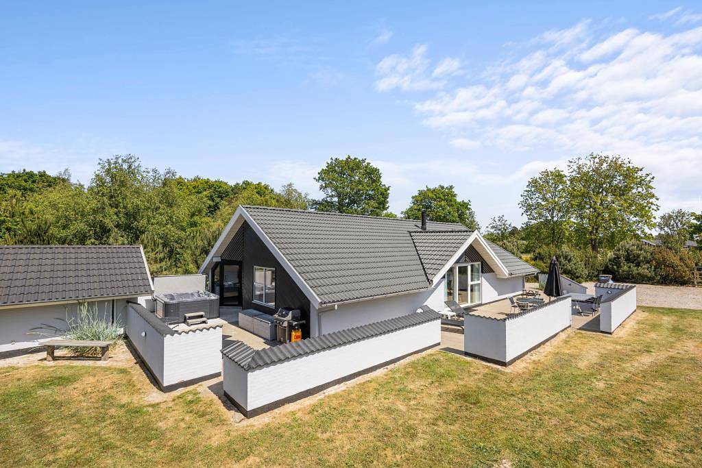 Tolles Poolhaus für die ganze Familie in ruhiger Lage in Henne, Filsø See