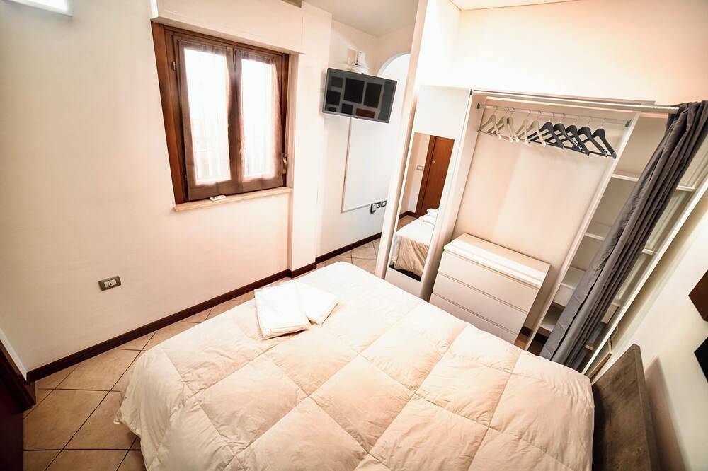 Entire apartment, Two-room apartment with private garden 4 km from Marmore Falls. in Terni, Terni Province