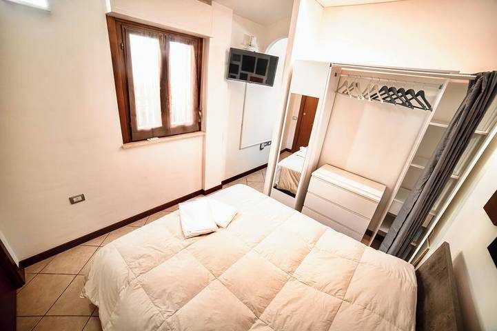 Appartement entier, Two-room apartment with private garden 4 km from Marmore Falls. in Terni, Province de Terni