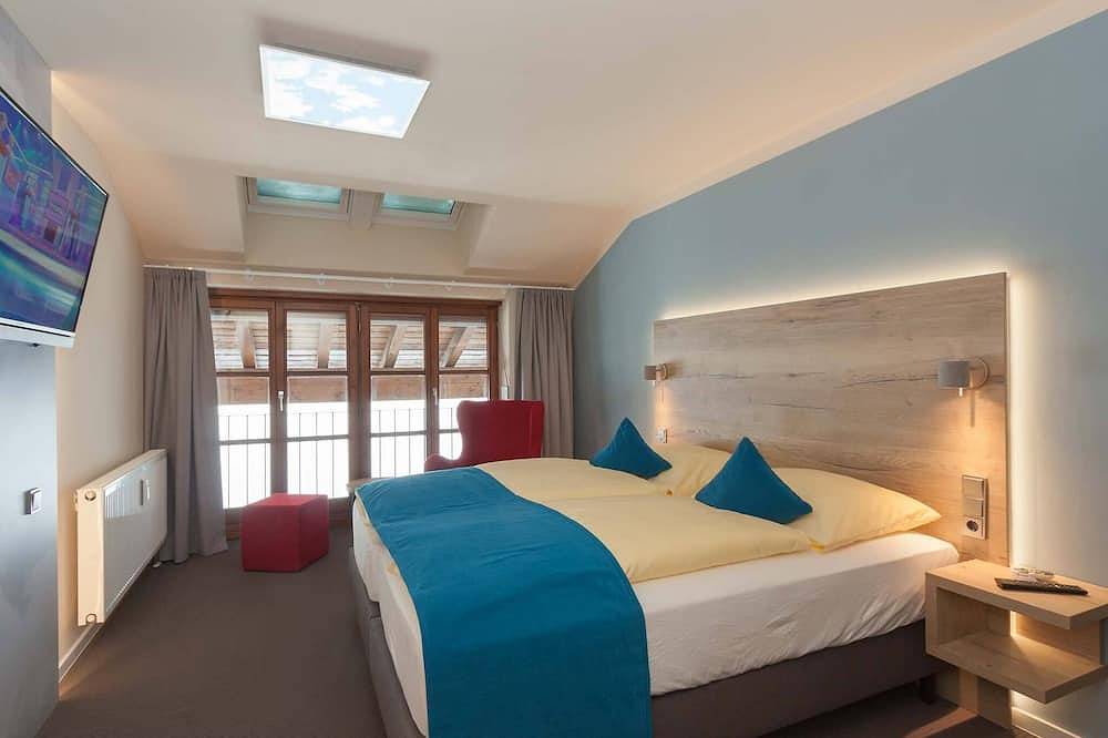 Ganze Wohnung, Dachstudio mit separatem Schlafzimmer in Obersalzberg, Berchtesgaden