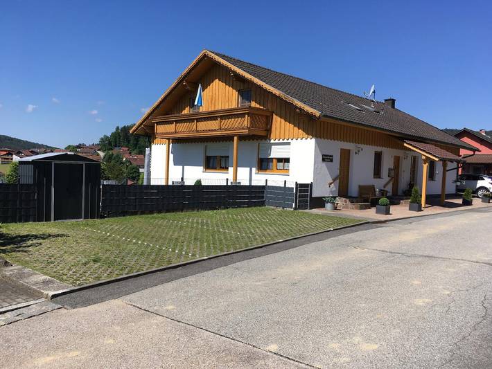 Ferienhaus für 4 Personen, mit Terrasse und Garten - 1