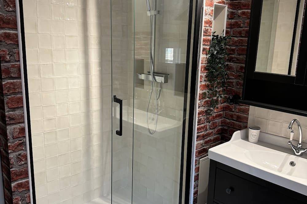 Entire apartment, Cosy Mimi, charming accommodation in Dole, Jura