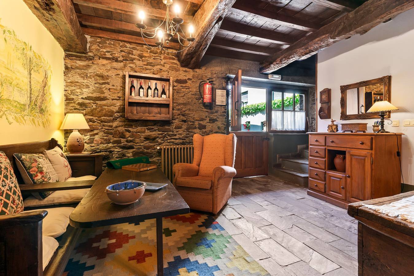 Landhaus 'Casa Mario' mit Bergblick, Garten und Wlan in Pousada de Rengos, Cangas del Narcea