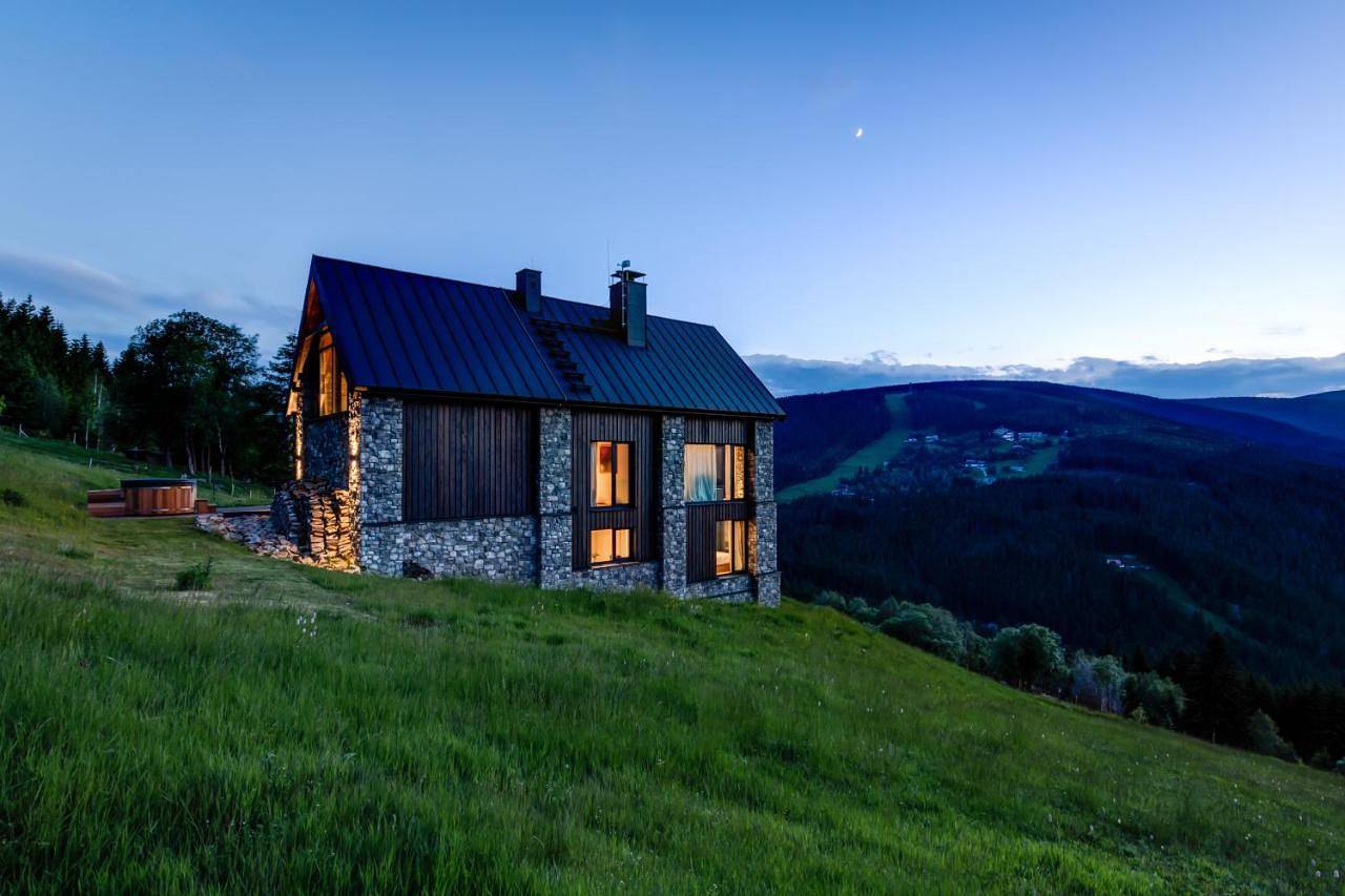 Chalet in Pec pod Sněžkou, Region Trautenau