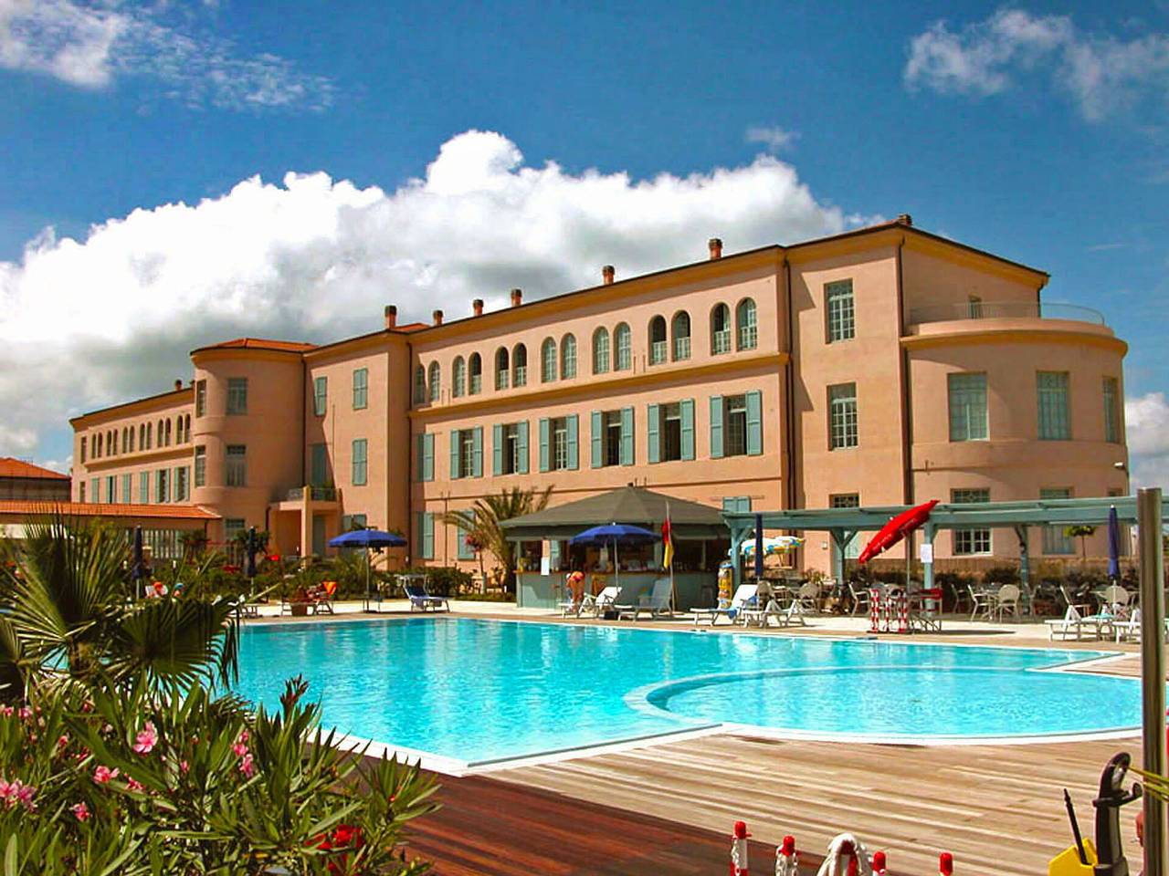 Apartamento entero, Suite 48 - Suite 48 800.1 in Pisa, Costa de la Maremma