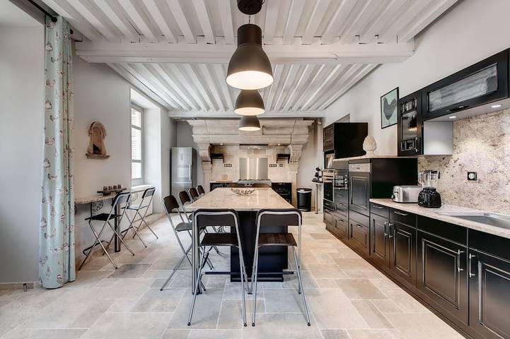 Château pour 20 personnes, avec sauna et jardin dans Saône-et-Loire - 3