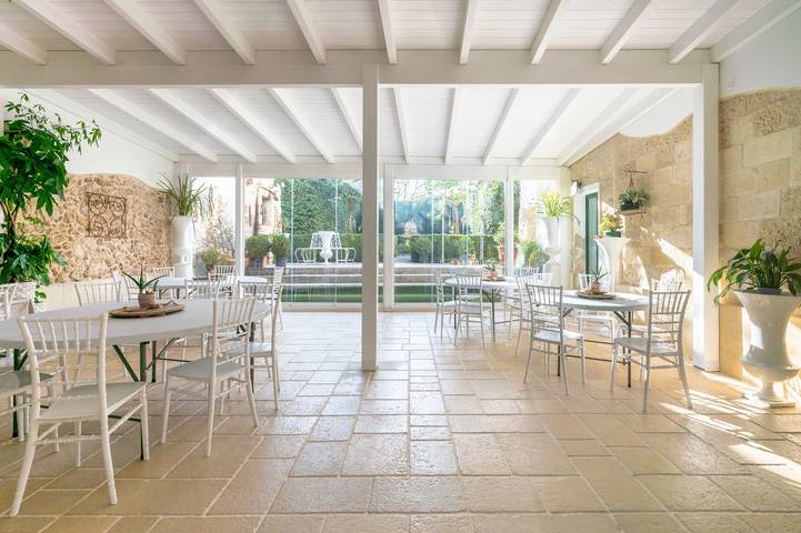 Room 'Palazzo Costantini - Anturium' with shared terrace, Wi-Fi and air conditioning in San Donato di Lecce, Lecce-provinsen
