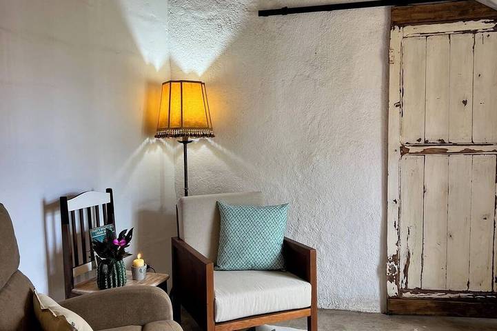 Your Perfect Getaway! Charming home! Little Terrace with ocean & mountain views in Realejo Alto, Los Realejos