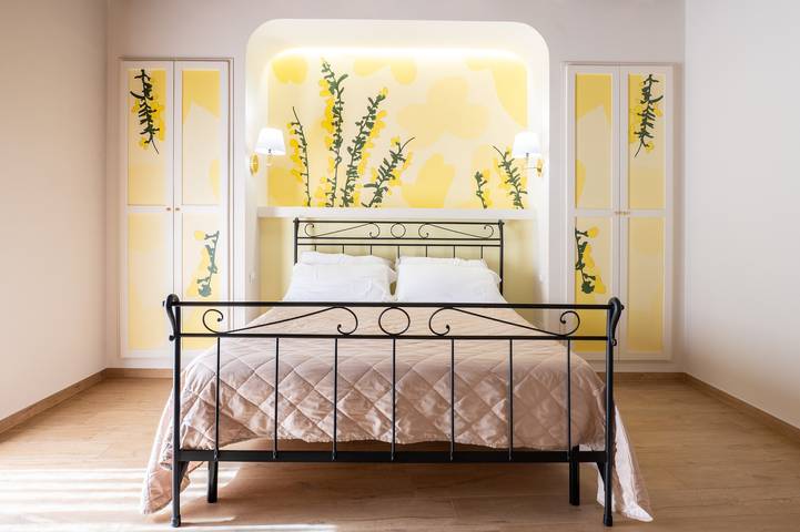Deluxe Triple Room with Balcony, Wi-Fi and Air Conditioning in Caccamo, Palermo Province