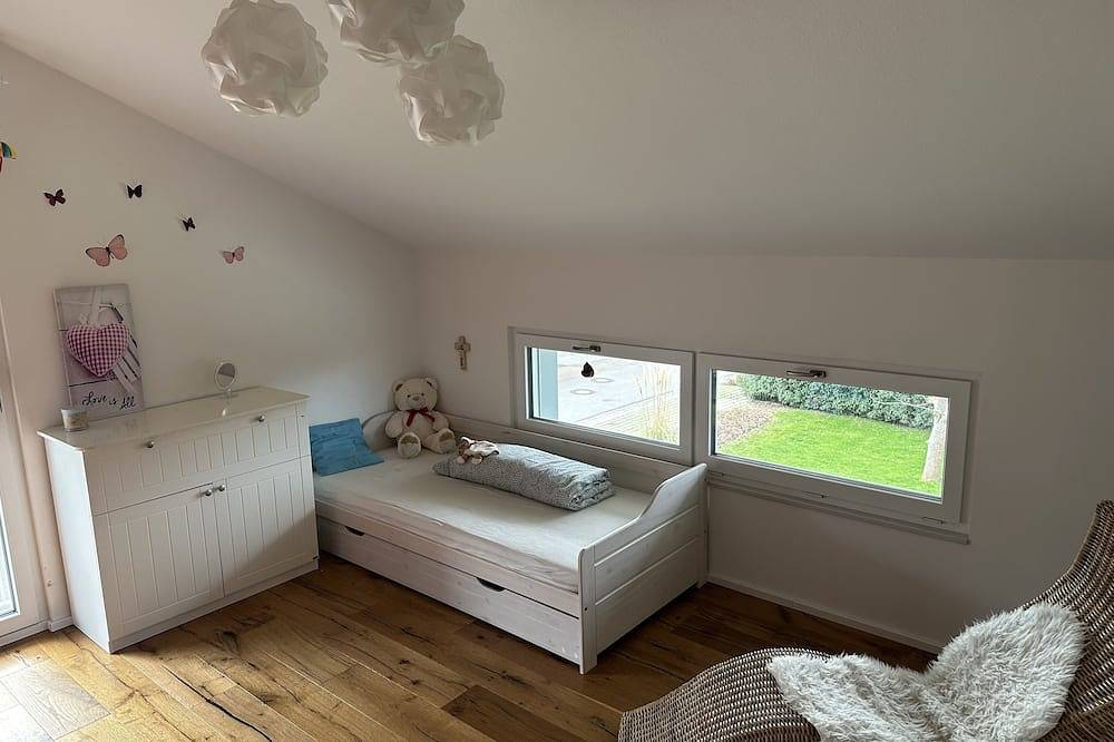 Ferienhaus für die ganze Familie mit Garten am Rande vom Schwarzwald in Renchen, Mittlerer Schwarzwald